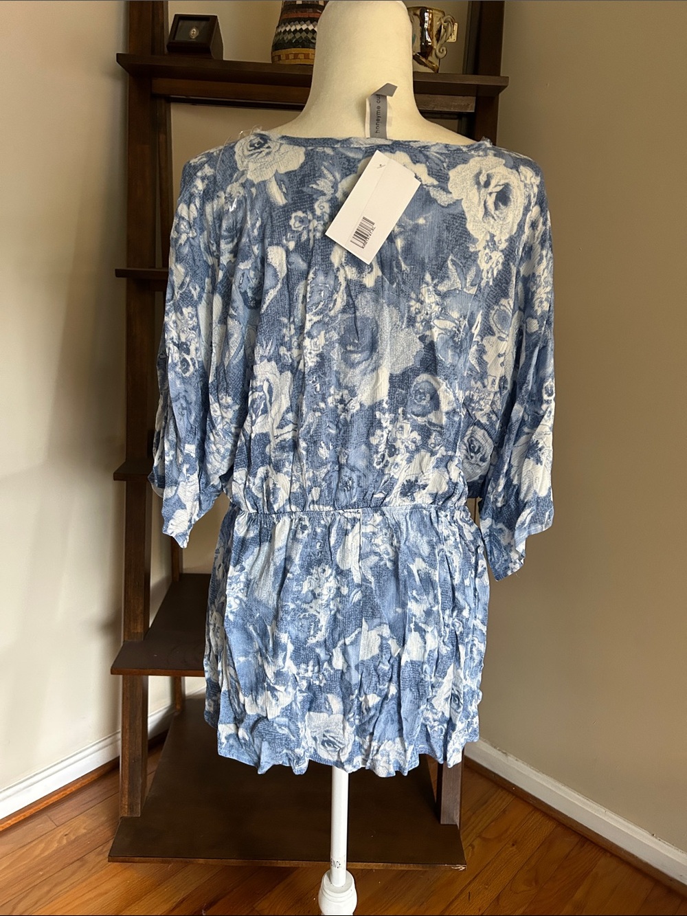 Blue Floral Wrap-Style Women’s Blouse - Picture 2 of 4